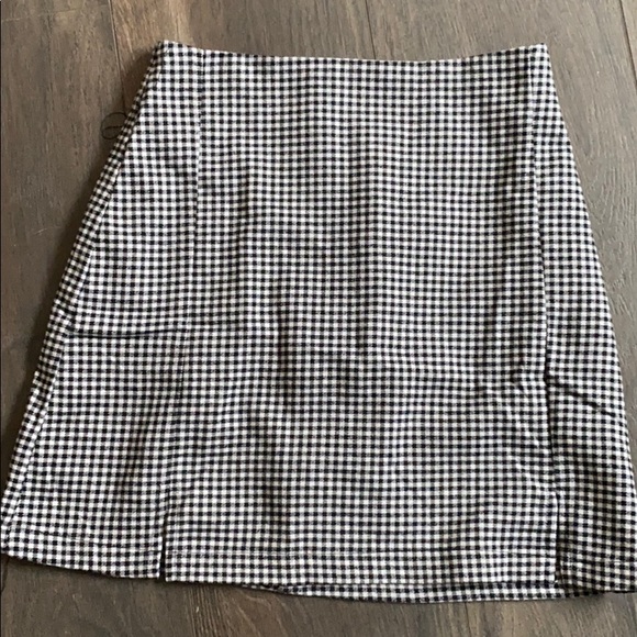 Brandy Melville Dresses & Skirts - Brandy Melville skirt